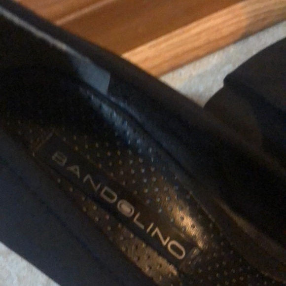 Black Bandolino 3.5 Inch Heels - Picture 3 of 5